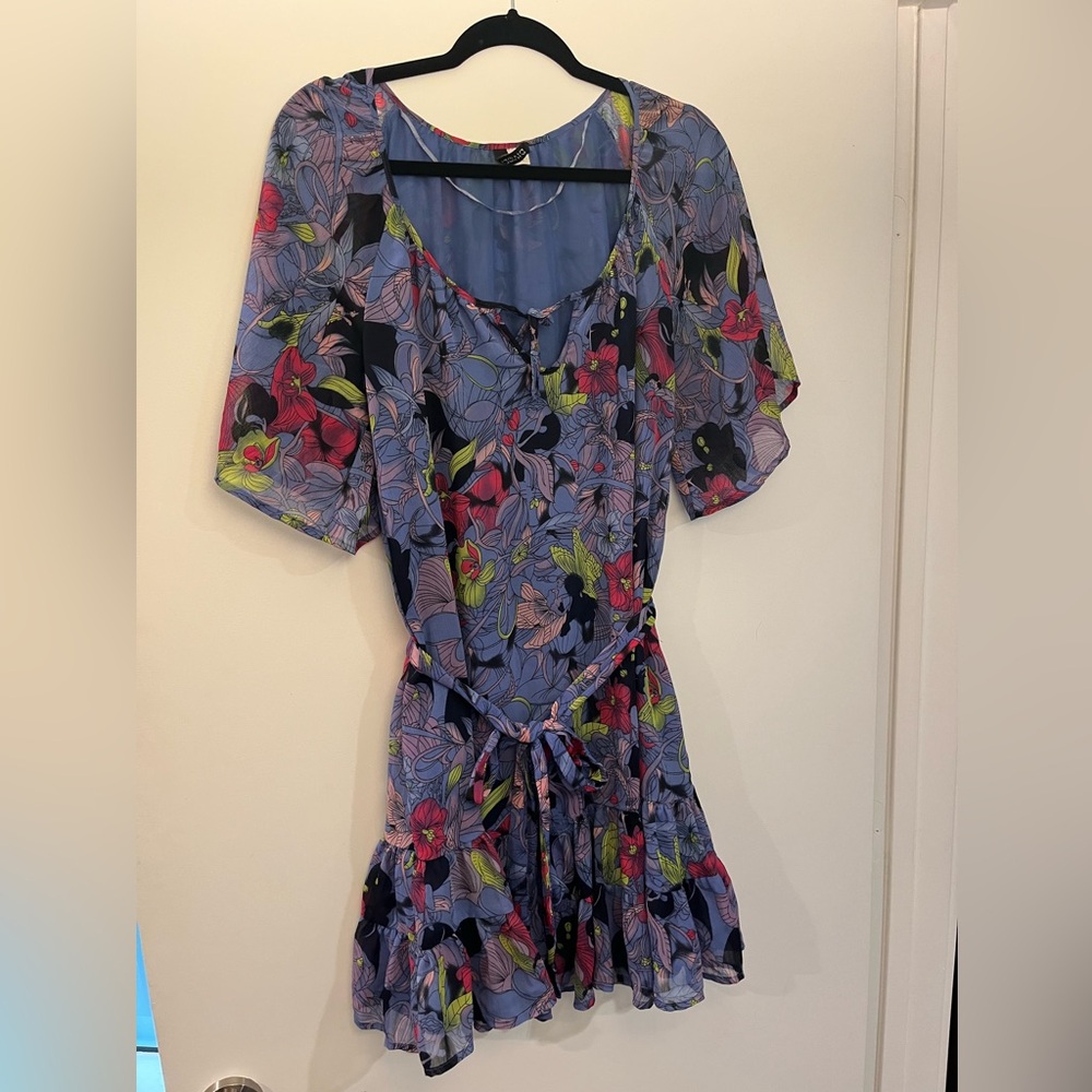 Vintage H&M Floral Print Dress with Tie Waist and Flutter Sleeves